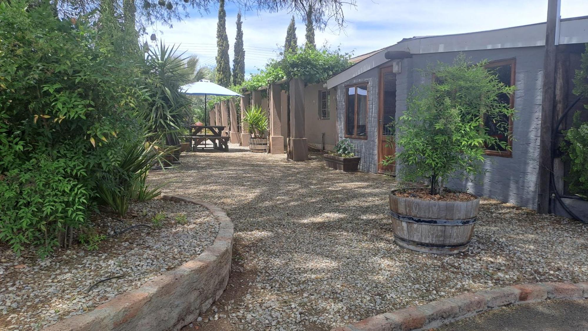 African Dawn B&B Calvinia Экстерьер фото